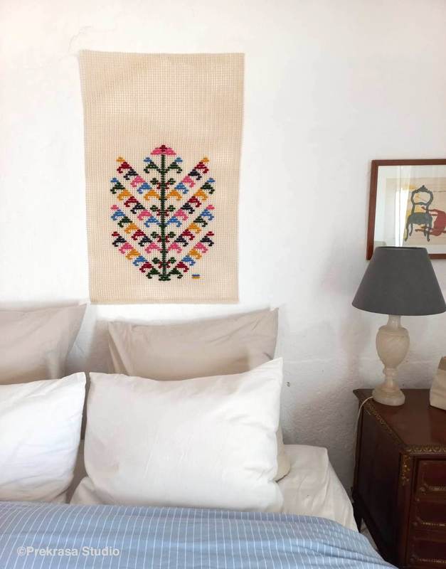 Ідеї декору інтер'єру в українському стилі. Школа української вишивки Prekrasa Studio